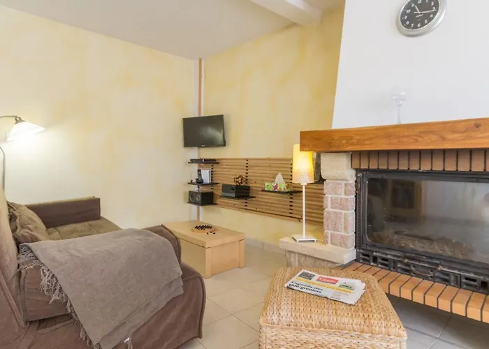 Touvois, 3 Pièces, 4 Personnes - Fr-1-306-1040