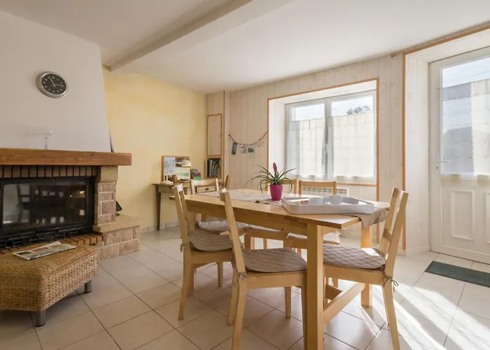 Touvois, 3 Pièces, 4 Personnes - Fr-1-306-1040 Hébergement de vacances Touvois